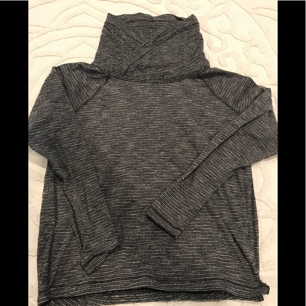 Lululemon cowl neck pullover